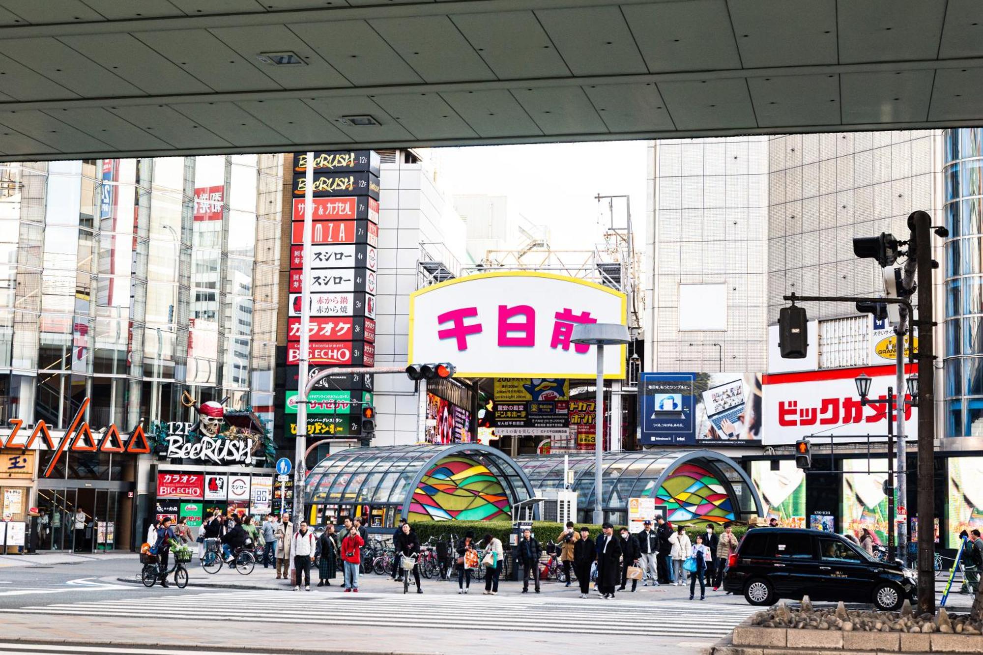 702 道頓堀側のお部屋 中心地へのアクセス抜群 ダブルベッド1台 お布団1枚 Appartement Osaka Buitenkant foto